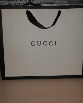 Men's Gucci messenger bag, skin, Italy