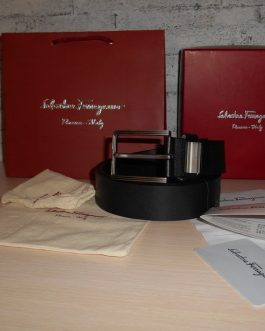 Salvatore Ferragamo brand belt, natural leather, Italy