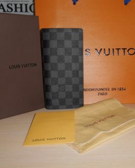 LOUIS VUITTON LV Men's large wallet, original, skin to present