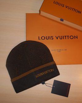 Louis Vuitton Men's very warm winter hat, France