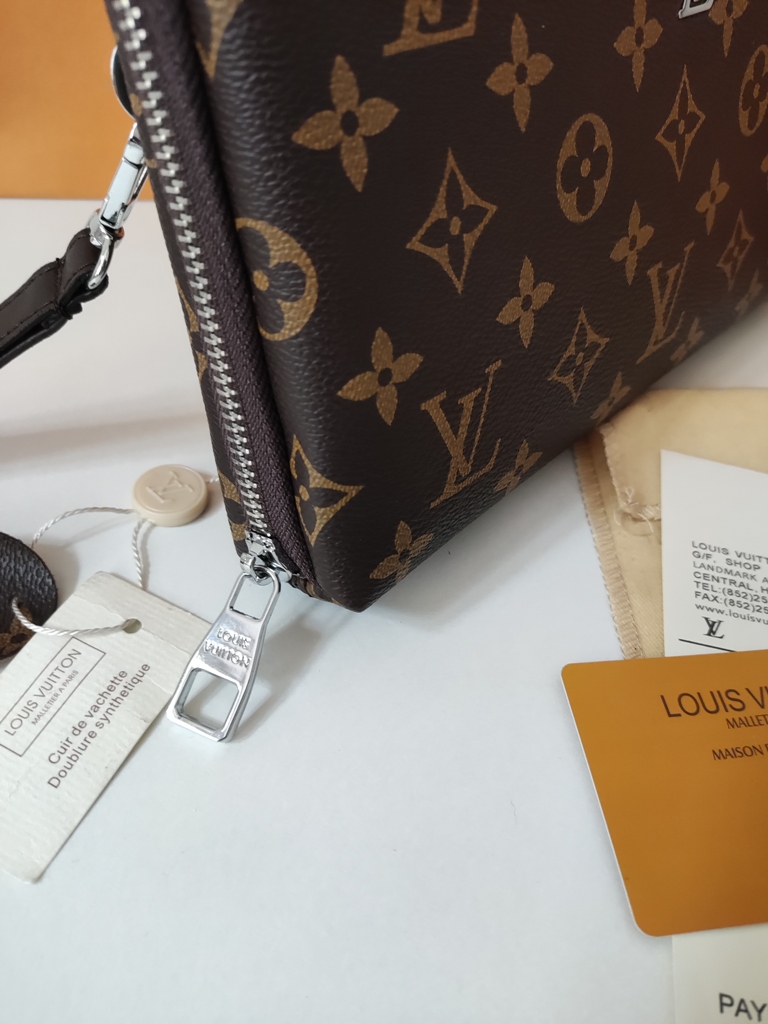 MEN'S BIG WALLET Organizer Purse Purse Louis Vuitton, skin - DONINI