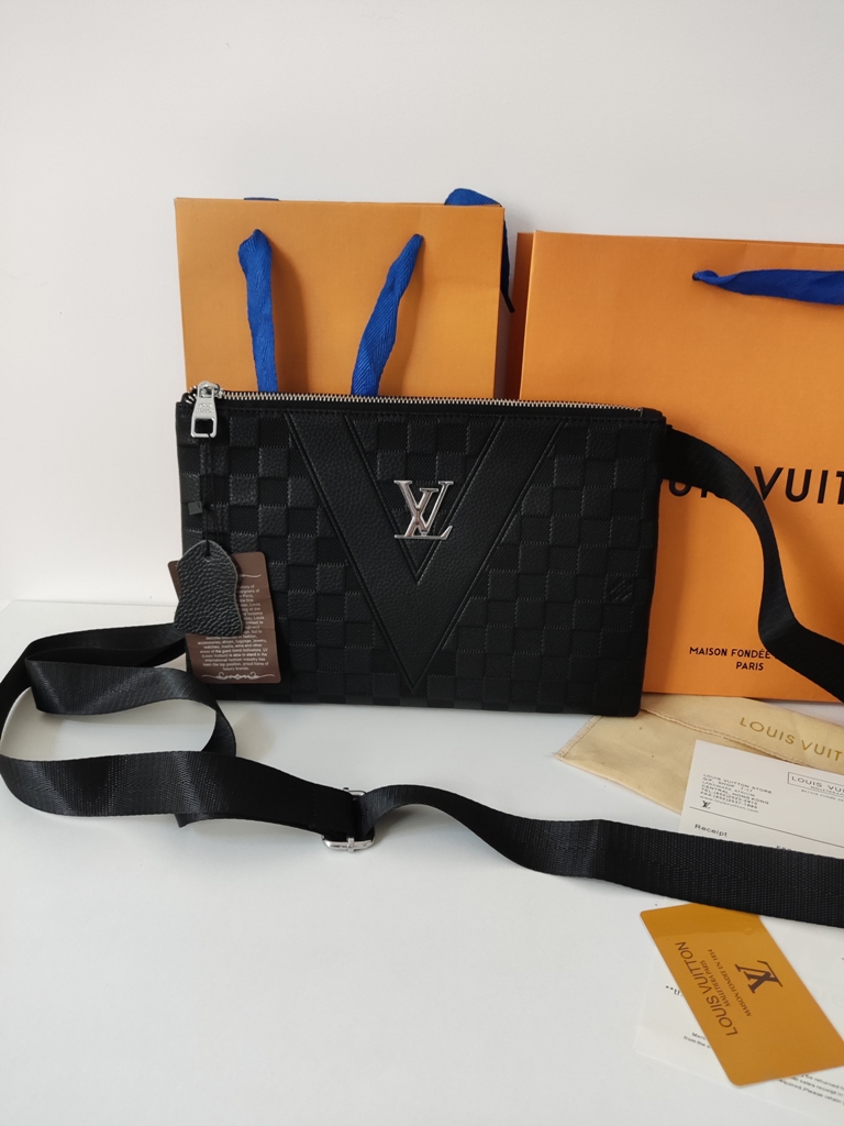 Edición limitada de Louis Vuitton Castaño Cuero ref.591459 - Joli Closet