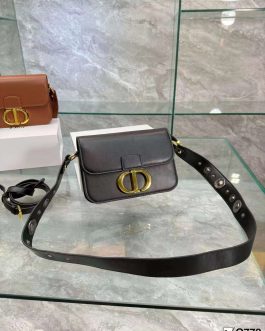 Elegant Dior women's handbag