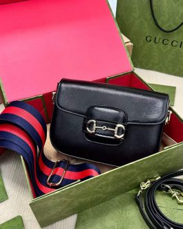 Elegant women's handbag from Gucci