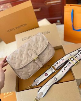 Elegant Louis Vuitton women's handbag