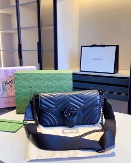 Elegant Gucci GG women's handbag