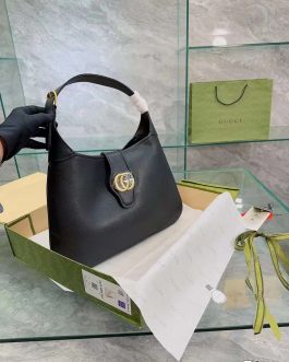 Elegant Gucci GG women's handbag