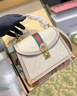 Elegant women's Gucci GG handbag