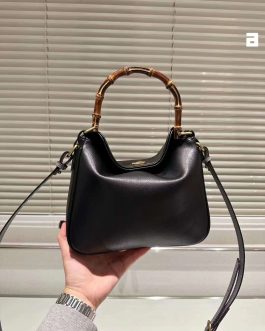 Elegant women's handbag from Gucci