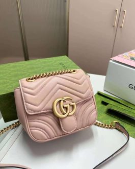 Elegant women's handbag from Gucci