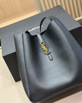 Elegant women's handbag YSL