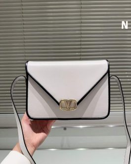 Valentino women's elegant handbag