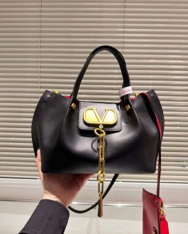 Valentino women's elegant handbag