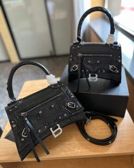 Elegant women's handbag from Balenciaga