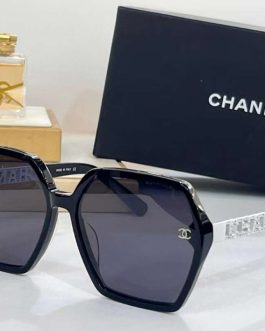 Okulary słoneczne Chanel