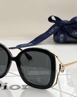 Ochelari solari dior