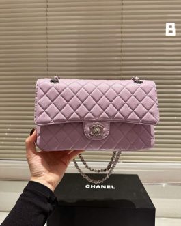 Chanel elegant women's handbag