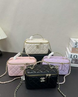 Chanel elegant women's handbag