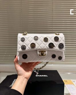 Chanel elegant women's handbag