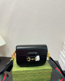 Elegant women's handbag from Gucci