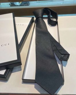 Gucci tie, silk