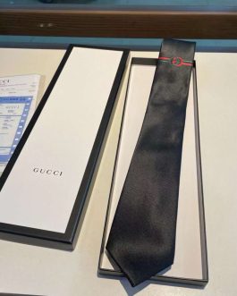 Gucci tie, silk