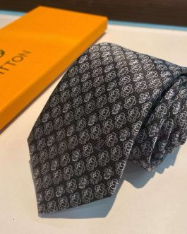 Louis Vuitton tie, silk