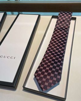 шелковый галстук Gucci