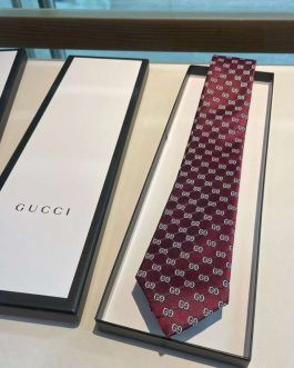 шелковый галстук Gucci