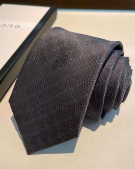 Gucci silk tie