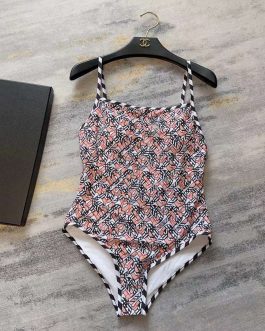 Women's swimsuit