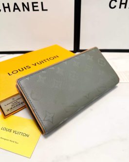 Louis Vuitton men's wallet, skin