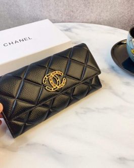 Chanel leather wallet