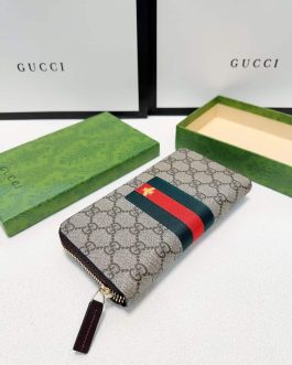 Gucci leather wallet