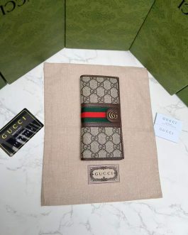 Gucci men's leather wallet