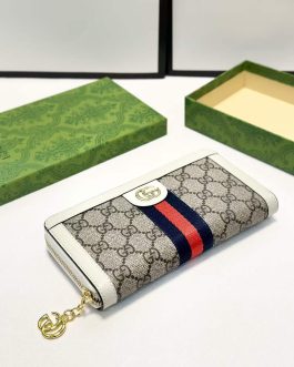 Gucci leather wallet