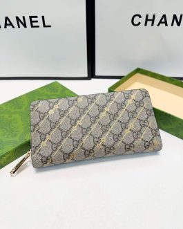 Gucci leather wallet