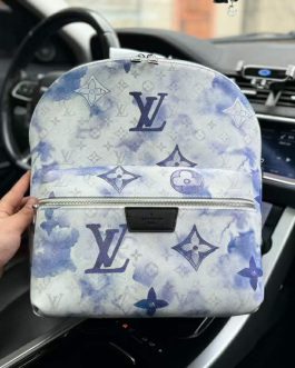 Сумка-рюкзак Louis Vuitton