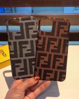 Etui on Fendi phone