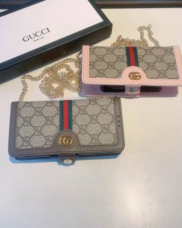 Этюи на телефон Gucci