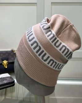 MIU MIU women's warm hat