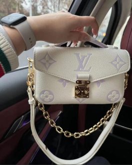 Torebka damska elegancka Louis Vuitton od reki