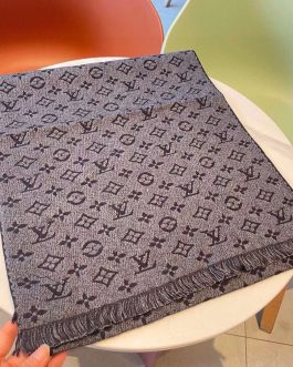 Louis Vuitton men's women's scarf