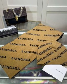 Balenciaga komplet zestaw szalik czapka