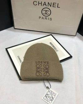 Loewe женская теплая шапка