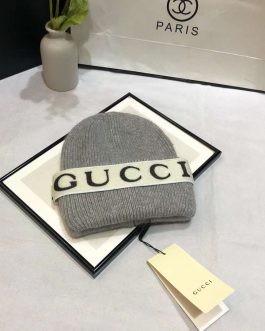 Женская теплая шапка Gucci