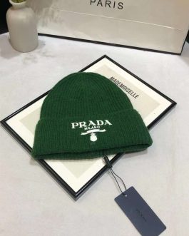 Prada damska ciepła czapka