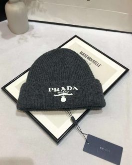 Prada damska ciepła czapka