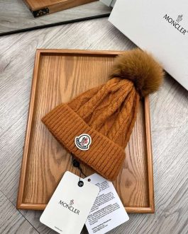 Moncler women's warm hat