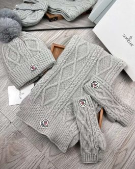 Moncler komplet zestaw szalik czapka rękawice